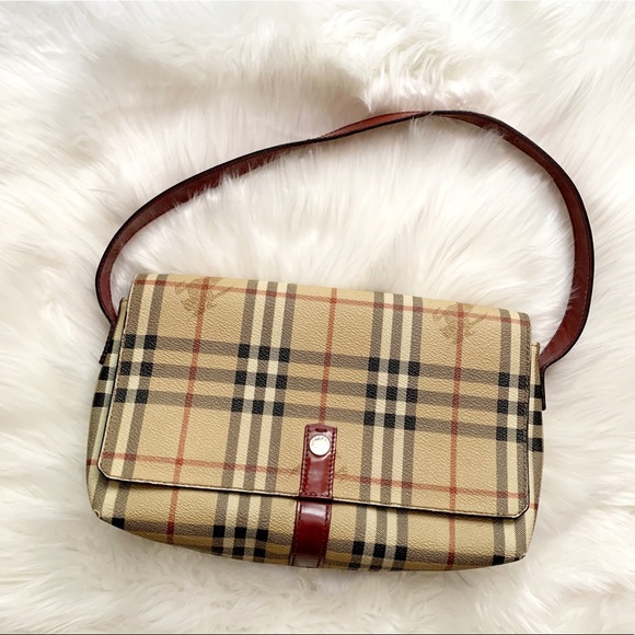 Burberry Handbags - Burberry Classic check pattern shoulder bag